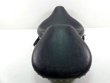 Load image into Gallery viewer, 2002 Harley FLSTCI Softail Heritage Mustang 17" Wide Studded Seat Set 75094