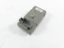 Load image into Gallery viewer, 2003 Harley Sportster XL1200 C 100th Anniv Tsm Turn Signal Module 68540-96 | Mototech271