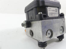 Load image into Gallery viewer, 2009 Harley FLHTCU SE4 CVO E-Glide Abs Brake Pump Pressure Module Unit 40601-08A | Mototech271
