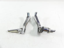 Load image into Gallery viewer, 2001 Kawasaki ZX600J2 ZX6R Ninja Chrome Passenger Footpeg Set 35063-0032 | Mototech271