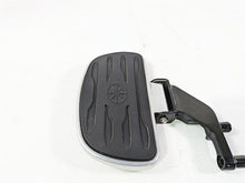 Load image into Gallery viewer, 2008 Yamaha XVZ1300 Royal Star Rear Passenger Floorboard Set 4XY-27440-00-00 | Mototech271