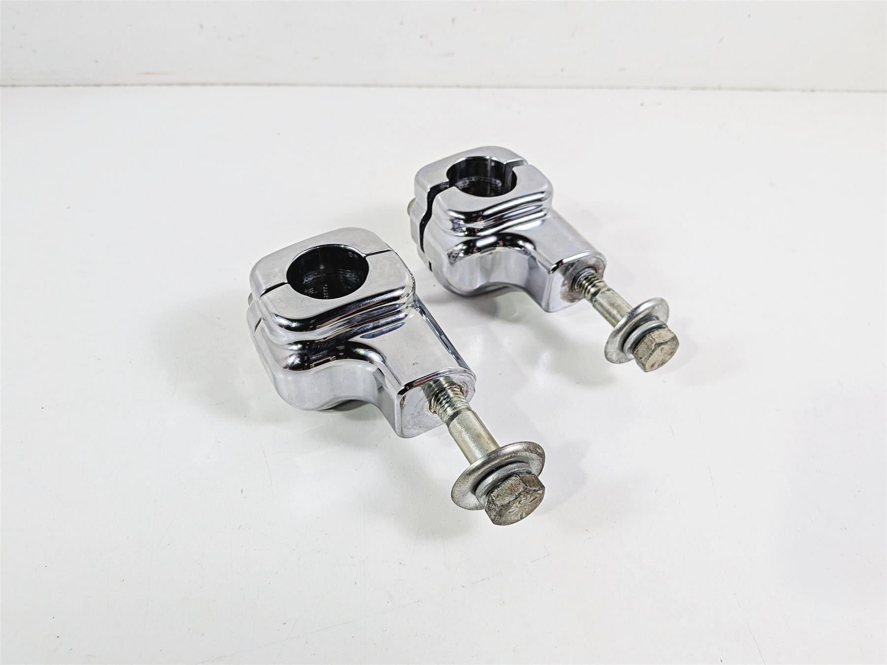 2012 Harley Softail FLSTF Fat Boy Handlebar Clamp Riser Holder