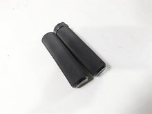 Load image into Gallery viewer, 2017 Harley Dyna FXDB Street Bob Arlen Ness Knurled Hand Grip Set 07-325 | Mototech271