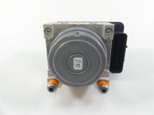 Load image into Gallery viewer, 2013 BMW R1200GS GSW K50 Abs Brake Pump Unit Module 34518561705 | Mototech271