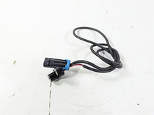 Load image into Gallery viewer, 2019 Indian Chieftain Limited Front Abs Wheel Speed Sensor 4013251 | Mototech271