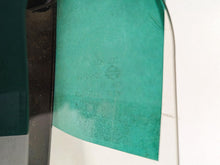 Load image into Gallery viewer, 2018 Harley Softail FXFBS Fat Bob 15" Windshield Screen & Mounts - Read 57400330