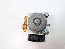 Load image into Gallery viewer, 2020 Harley Touring FLHX Street Glide Abs Brake Pump Module Unit 41100104C
