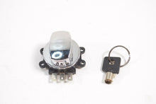 Load image into Gallery viewer, 2000 Harley Touring FLHR Road King Ignition Switch & Key 71313-96A | Mototech271