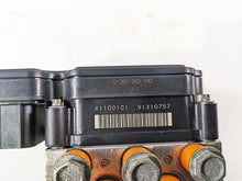 Load image into Gallery viewer, 2020 Harley Touring FLHT Electra Glide Abs Brake Pump Module 41100104C | Mototech271