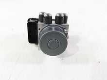 Load image into Gallery viewer, 2017 BMW F800GS Adv K75 Abs Brake Pump Module 34518546851
