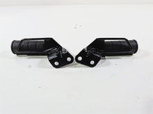 Load image into Gallery viewer, 2005 Suzuki VZ800 M50 Boulevard Passenger Footpeg Set 43600-39G00 43700-39G00