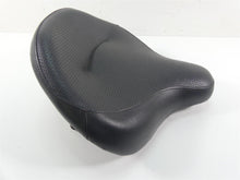Load image into Gallery viewer, 2016 Harley Touring FLHTP Electra Glide Solo Seat Saddle & Mount 52000033 | Mototech271