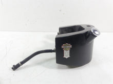Load image into Gallery viewer, 2005 Harley Softail FLSTSC Heritage Springer Oil Tank Reservoir + Hoses 62492-00