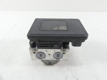 Load image into Gallery viewer, 2017 BMW R1200RT K52 Abs Brake Pump Module 34518566956 | Mototech271