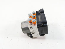 Load image into Gallery viewer, 2015 Harley Touring FLHXS Street Glide Abs Brake Pump Module 41100013A | Mototech271