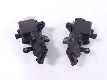 Load image into Gallery viewer, 2016 BMW R1200 RT RTW K52 Saddlebag Lock Actuator Motor Set 46547727407 | Mototech271
