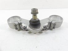 Load image into Gallery viewer, 2012 BMW R1200 GS K255 Adventure Lower Triple Tree Clamp - Read 31427664962