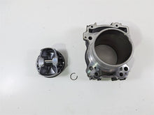 Load image into Gallery viewer, 2021 Indian Scout 1200 Rear Cylinder Jug And Piston Set 395miles Only 3022487