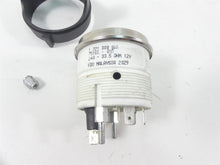 Load image into Gallery viewer, 2010 Harley Touring FLHX Street Glide Oil Pressure Gauge 75165-01