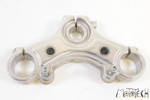 Load image into Gallery viewer, 2008 Harley Sportster XL1200 LOW Upper Triple Tree Steering Clamp 45966-04 | Mototech271