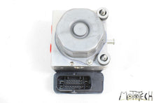 Load image into Gallery viewer, 2016 Yamaha R1 YZFR1 S Abs Module Brake Pressure Pump 2CR-85930-09-00 | Mototech271