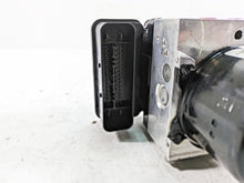 Load image into Gallery viewer, 2007 BMW R1200RT K26 I Abs Gen 2 Brake Pump Module Master Rebuild 34517715109 | Mototech271