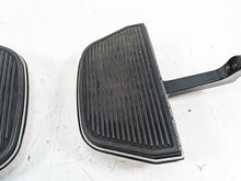 Load image into Gallery viewer, 2008 Harley FLHTCU Electra Glide Left Right Passenger Floor Board Set 52719-93B | Mototech271