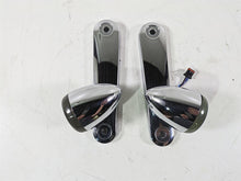 Load image into Gallery viewer, 2020 Harley Touring FLHT Electra Glide Front Led Blinker & Mount Set 68000036 | Mototech271