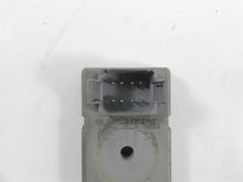 Load image into Gallery viewer, 1999 Harley FXSTS Softail Springer Tsm Turn Signal Flasher Module 68540-96