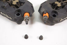 Load image into Gallery viewer, 2016 BMW K50 R1200GS Front Brake Brembo Caliper Set L 34118556205 R 34118556206