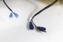 Load image into Gallery viewer, 2005 Honda Goldwing GL1800 Right Silver Saddlebag With Light 81211-MCA-