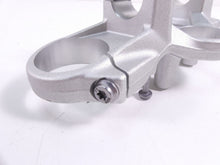 Load image into Gallery viewer, 2020 BMW F900 R F900R K83 Upper Triple Tree Steering Clamp Risers 8404205 | Mototech271