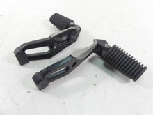 Load image into Gallery viewer, 1999 BMW R1100 GS 259E Passenger Footpeg Foot Peg Set 46712314761 46712314762 | Mototech271