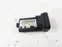 Load image into Gallery viewer, 2004 Harley Softail FLSTF Fat Boy Tssm Turn Signal Security Module 68923-00C | Mototech271