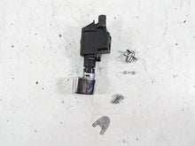 Load image into Gallery viewer, 2013 Harley Touring FLHX Street Glide Ignition Switch Lock Set - Vin 71572-06