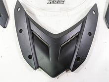 Load image into Gallery viewer, 2014 BMW R1200 RT RTW K52 28" Aeroflow Touring Aeroscreen Windshield - Read | Mototech271