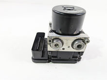 Load image into Gallery viewer, 2009 BMW R1200RT K26 Abs Brake Pump Unit Module Gen 1 34517715109 | Mototech271