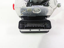 Load image into Gallery viewer, 2010 BMW R1200RT K26 Abs Brake Pump Unit Module 34517715109 7715107 | Mototech271