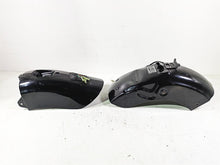 Load image into Gallery viewer, 1998 Honda GL1500 Valkyrie Tour Black Rear Fender Set 80110-MZ0- 80210-MZ0-