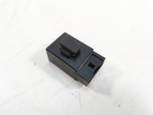 Load image into Gallery viewer, 2002 Yamaha FZ1 FZS1000 Fazer Fuel Gas Petrol Pump Relay 5EB-81950-20 | Mototech271