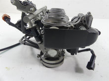 Load image into Gallery viewer, 2008 Yamaha FZ1 Fazer Mikuni Throttle Body Bodies & Wiring 2D1-13750-20-00 | Mototech271