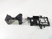 Load image into Gallery viewer, 2013 Harley VRSCDX Night Rod Sp All Electric Plastic Holder In Set 70394-07 | Mototech271