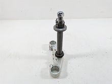 Load image into Gallery viewer, 2002 Yamaha FZ1 FZS1000 Fazer Lower Triple Tree Steering Clamp 5LV-23340-00-00 | Mototech271