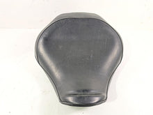 Load image into Gallery viewer, 2008 Yamaha XVS1300 V-Star Tourer Front Rider Driver Seat Saddle 3D8-24710-00-00 | Mototech271