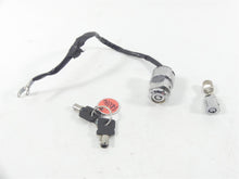 Load image into Gallery viewer, 1993 Harley Dyna FXDL Low Rider Ignition Switch Steering Lock Set 71421-90