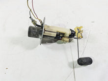 Load image into Gallery viewer, 2007 Suzuki GSXR600 Fuel Gas Petrol Pump - Tested - Needs Plug 15100-01H00 | Mototech271