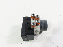 Load image into Gallery viewer, 2015 BMW R nineT K21 Abs Brake Pump Module Pressure Unit 34518546851 | Mototech271