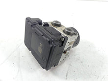 Load image into Gallery viewer, 2009 BMW R1200 GS K25 Abs Brake Pump Unit Module Gen2 34517715109 7715107