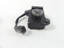 Load image into Gallery viewer, 2016 Suzuki GSX-R750 Exhaust Valve Servo Motor Actuator 33970-47H01 33970-47H02