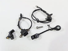 Load image into Gallery viewer, 2017 Honda CBR600RR PC40 Knock Timing Crank Position Oil Pressure Sensor Set